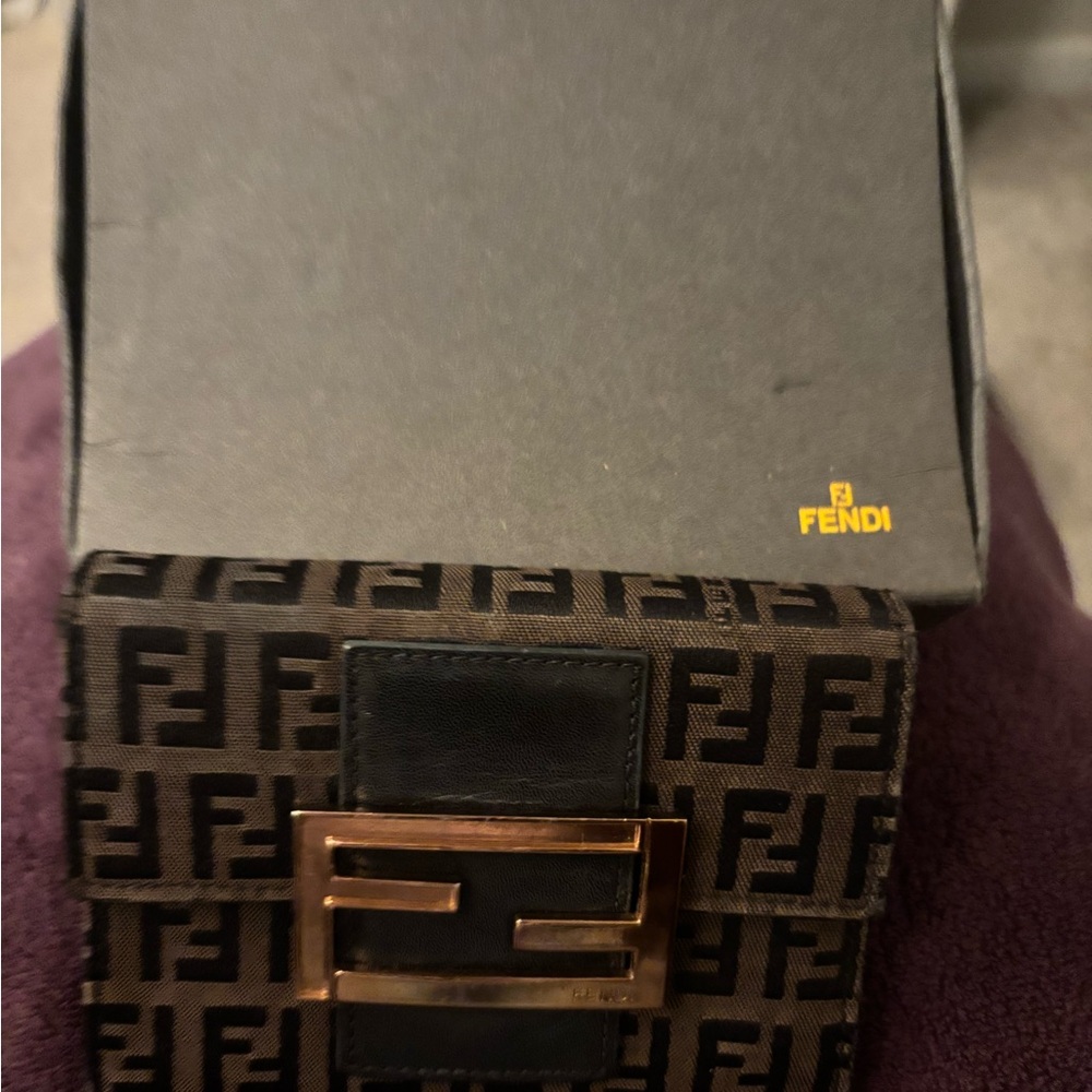 Fendi Zuccal Leather Canvas Brown Tri-Fold Wallet - Picture 2 of 10